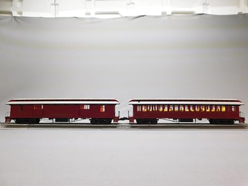 Lionel New York Central Wood Baggage Coach 2 Pack O Gauge Natural Color