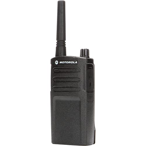 Motorola RMU2040 On-Site 2-Way Radio Bundle with Remote Speaker Mics and Accessories
