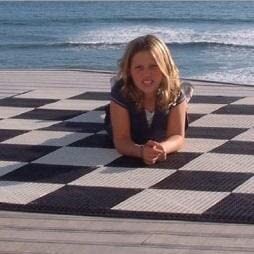 MegaChess 25 Inch Plastic Giant Chess Set with Roll-Up Chessboard Black, White