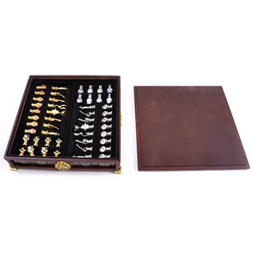 The Noble Collection Quidditch Chess Set Silver & Gold Plated Multicolor