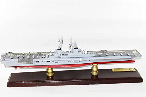 Squadron Nostalgia LLC USS Makin Island LHD-8 Amphibious Assault Ship Model 24 Inch Navy