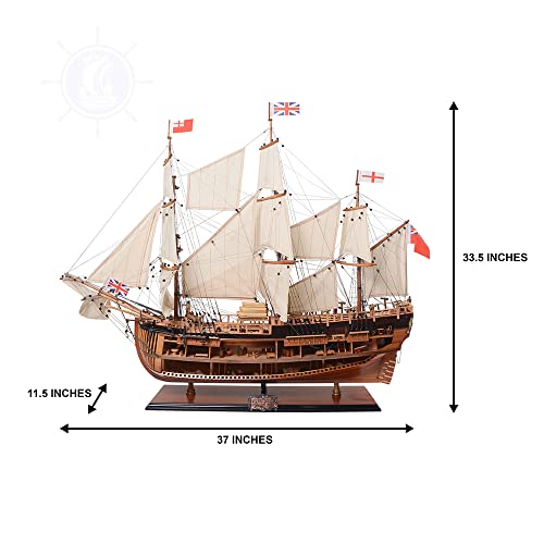 Old Modern Handicrafts Premium HMS Endeavour Model Ship Brown