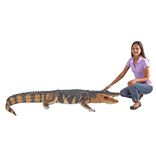 Design Toscano Stalking Swamp Predator Alligator Garden Statue Full Color