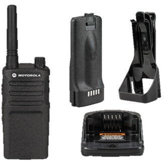 Motorola RMU2040 Radios 6 Pack with Speaker Mics Renewed Black