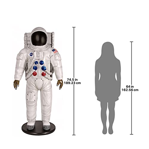 Design Toscano Man on The Moon Astronaut Statue Full Color