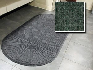 FloorGuard Heavy Duty All Purpose Entrance Mat Diamond 6' x 18' Green