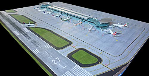 Daron Gemini Jets Airport Terminal 1:400 Double Rotunda 22 Gates Multicolour