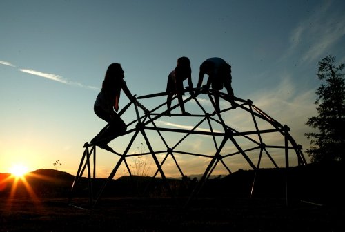 Lifetime Geometric Dome Climber Play Center Earthtone