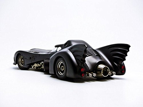 Hot Wheels Collector Batman Returns Batmobile Die-cast Vehicle 1:18 Scale Multi-colored
