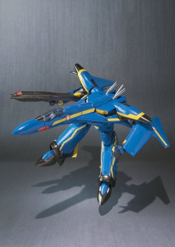 BANDAI Macross VF Hi-Metal VF-19S Blazer Valkyrie Emerald Force Version