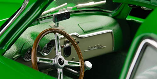 CMC-Classic Model Cars USA Mercedes 300 SL 1952 Berne Grand Prix Replica 1:18 Scale Green