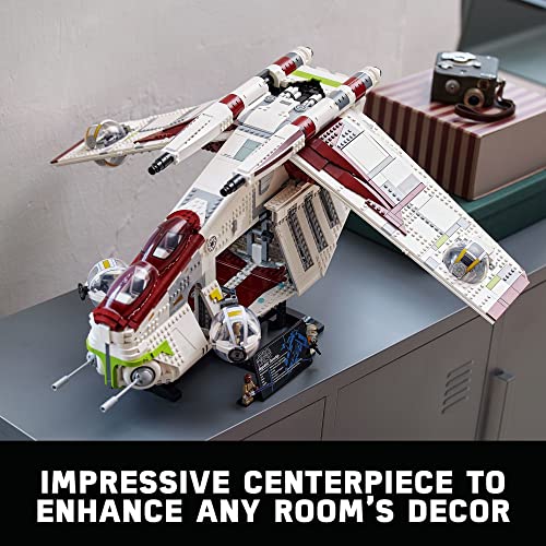 LEGO Star Wars Republic Gunship 75309 UCS Display Model Kit Multicolor