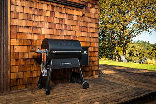Traeger Ironwood 885 Electric Wood Pellet Grill and Smoker Black