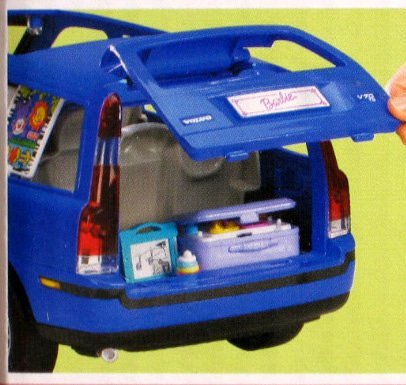 Barbie Happy Family Volvo V70 SUV with Hatchback, Car Seats & Sound