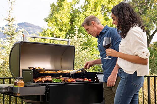 Traeger Ironwood XL Electric Wood Pellet Grill and Smoker Black