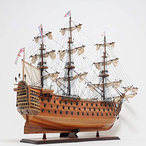 Old Modern Handicrafts HMS Victory Midsize Model Ship with Display Case Multicolor