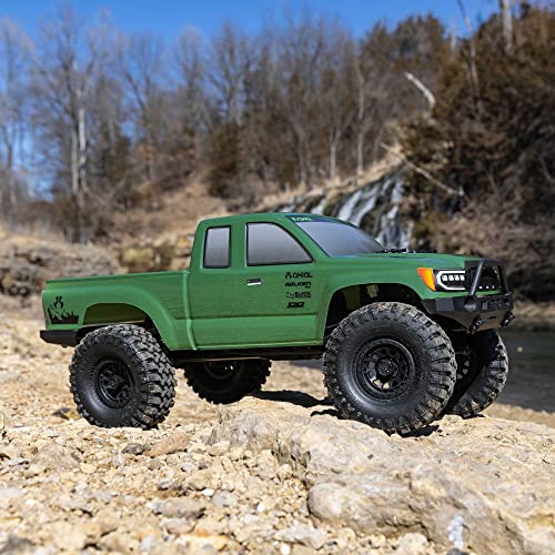 Axial RC Truck 1/10 SCX10 III Base Camp 4WD Rock Crawler Brushed RTR Green