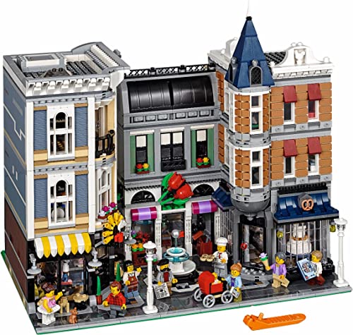 LEGO Creator Expert Assembly Square 10255 Building Kit Multicolor