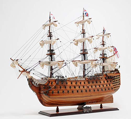 Old Modern Handicrafts HMS Victory Ship Model with Display Case Multicolor