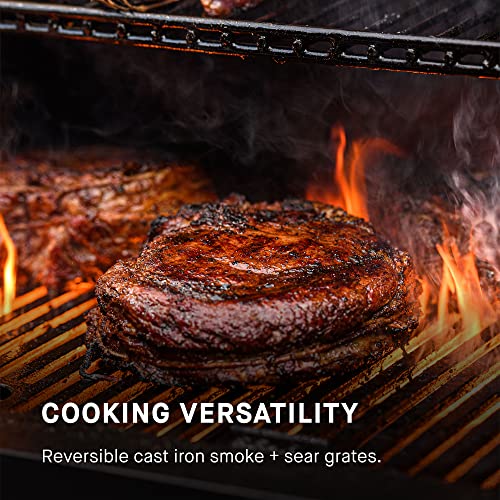 Masterbuilt Gravity Series 560 Digital Charcoal Grill and Smoker Black