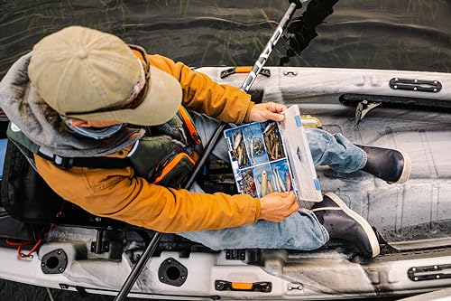Pelican Catch Classic 100 Angler Sit-on-Top Fishing Kayak Forest Mint