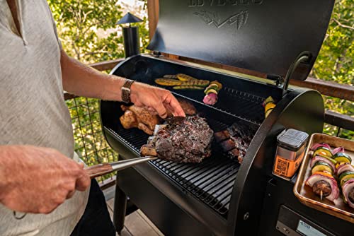 Traeger Pro 780 Electric Wood Pellet Grill and Smoker Black