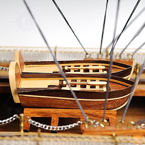 Old Modern Handicrafts HMS Victory Model Ship with Display Case Multicolor