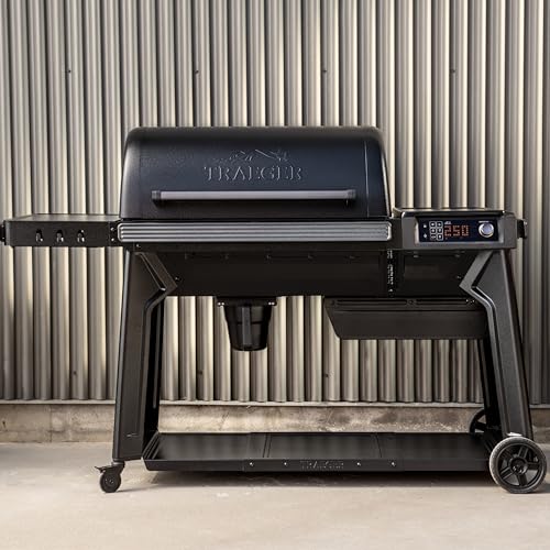 Traeger Woodridge Pro Electric Wood Pellet Grill and Smoker Black