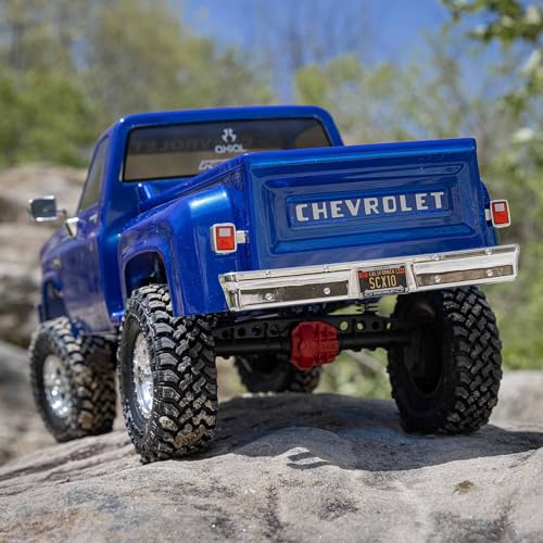 Axial SCX10 III Base Camp 82 Chevy K10 RTR RC Truck Blue