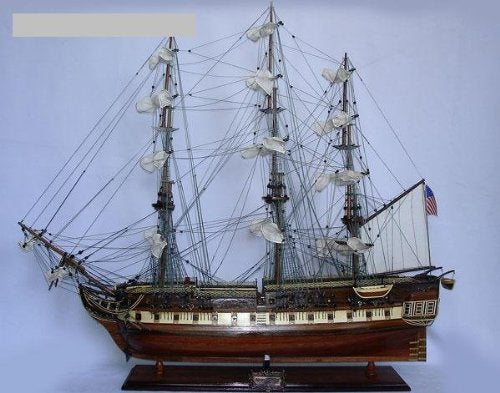 212 Main USS Constitution Exclusive Edition Model Boat Multicoloured