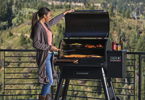 Traeger Ironwood 885 Electric Wood Pellet Grill and Smoker Black