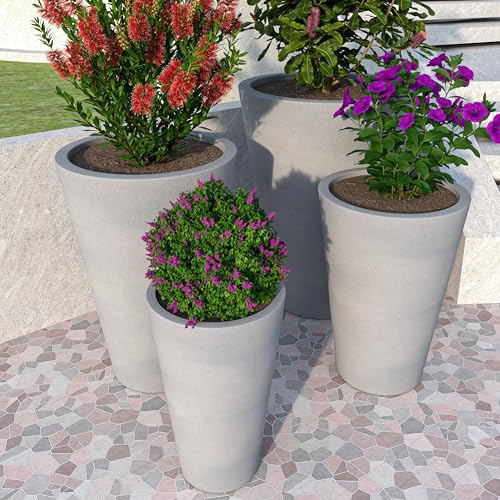 LeisureMod Pebble 4-Piece Fiberstone and MGO Clay Planter Set Mid-Century Modern Gray