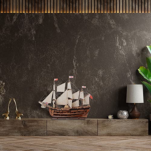 Old Modern Handicrafts Premium HMS Endeavour Model Ship Brown