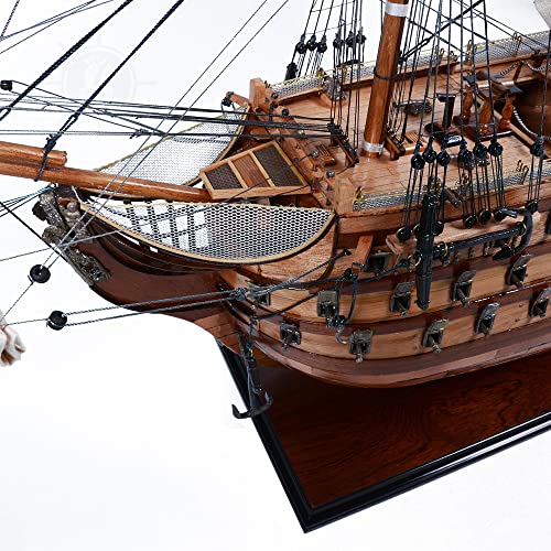 Old Modern Handicrafts HMS Victory Copper Bottom Model Red