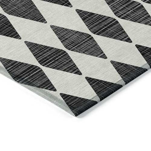 HomeRoots 9' X 12' Black Geometric Washable Non-Skid Indoor Outdoor Area Rug