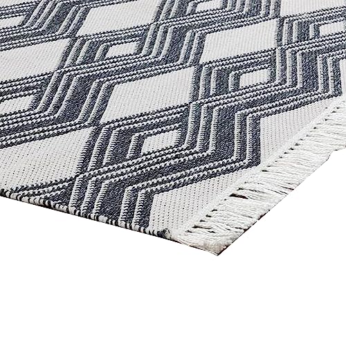 Benzara Handwoven Diamonds Patio Maya Area Rug 8x10 Charcoal Gray
