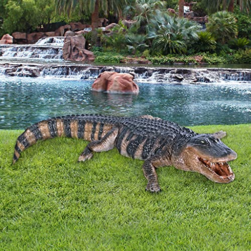 Design Toscano Stalking Swamp Predator Alligator Garden Statue Full Color