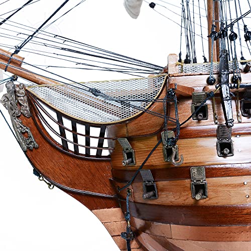 Old Modern Handicrafts HMS Victory Copper Bottom Model Red