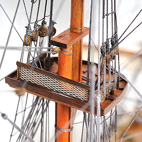 Old Modern Handicrafts HMS Victory Model Ship with Display Case Multicolor